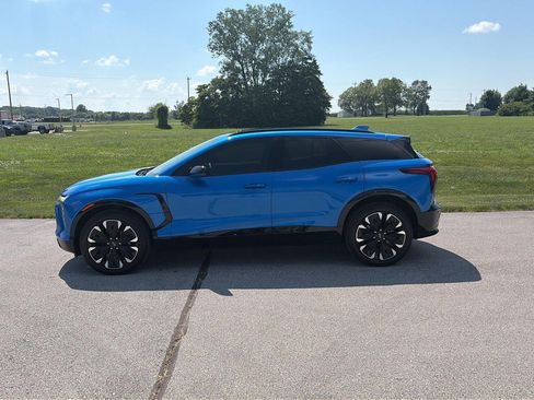 New 2025 Chevrolet Blazer EV RS AWD/4WD image 4