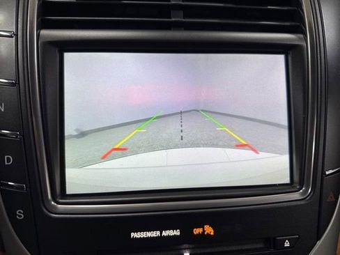 Used 2017 Lincoln MKX Select w/ Select Plus Package image 5