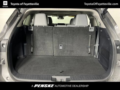 Certified 2026 Toyota Highlander XLE AWD/4WD image 11