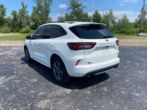 Used 2023 Ford Escape ST-Line Select w/ Tech Pack #1 AWD/4WD image 7