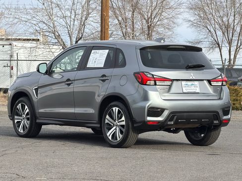 Used 2024 Mitsubishi Outlander Sport SE image 6