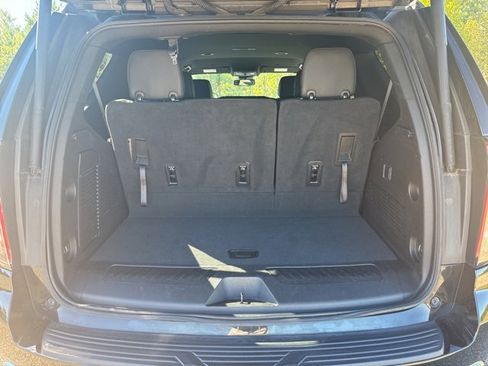 Used 2023 Chevrolet Tahoe LT image 10