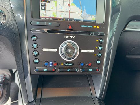 Used 2016 Ford Explorer Sport w/ Equipment Group 401A AWD/4WD image 23