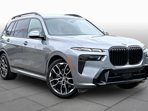Used 2023 BMW X7 xDrive40i w/ Executive Package AWD/4WD image 4