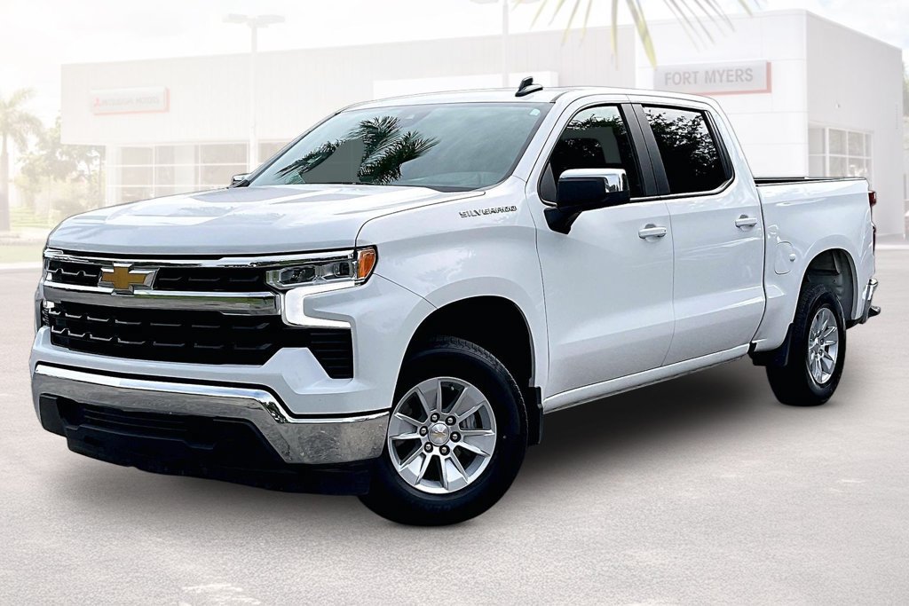 Used 2025 Chevrolet Silverado 1500 LT RWD image 29