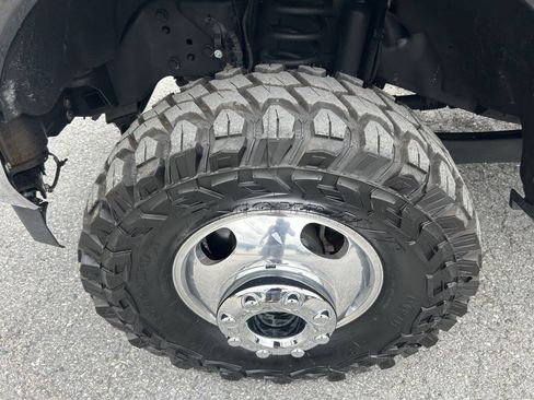 Used 2018 Ford F350 Lariat w/ FX4 Off-Road Package AWD/4WD image 11
