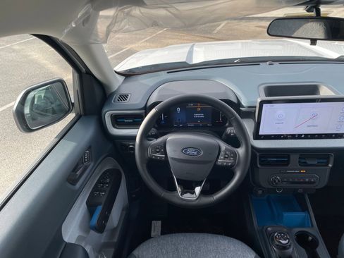 New 2025 Ford Maverick XLT w/ XLT Luxury Package AWD/4WD image 5