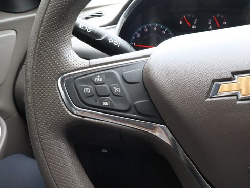 Used 2021 Chevrolet Malibu LT FWD image 23