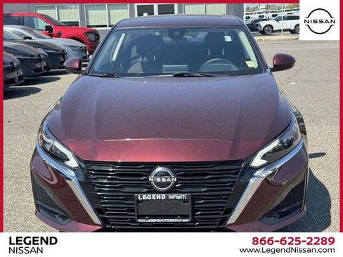 Certified 2023 Nissan Altima 2.5 SV FWD image 2