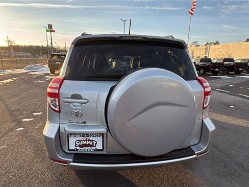 Used 2012 Toyota RAV4 4WD image 4
