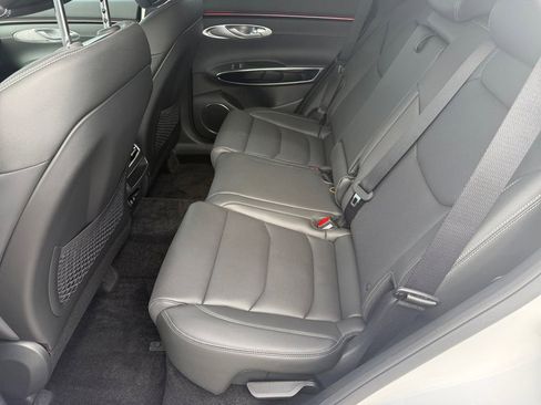 New 2026 Genesis GV70 2.5T AWD/4WD image 11