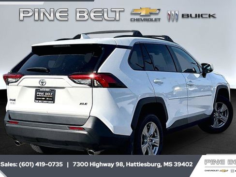 Used 2023 Toyota RAV4 XLE w/ Convenience Package FWD image 12