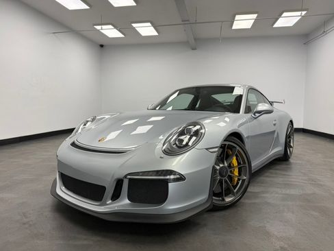 Used 2014 Porsche 911 GT3 RWD image 3