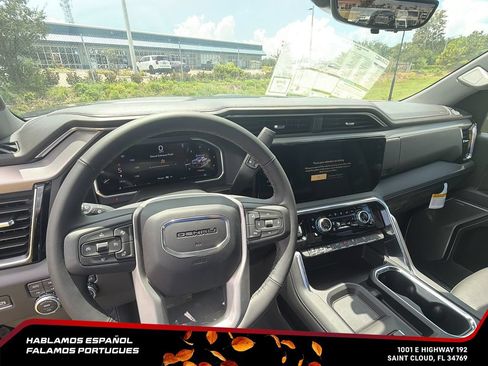 New 2026 GMC Sierra 2500 Denali w/ Denali Reserve Package AWD/4WD image 16