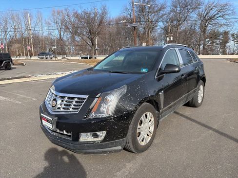 Used 2014 Cadillac SRX Luxury image 3