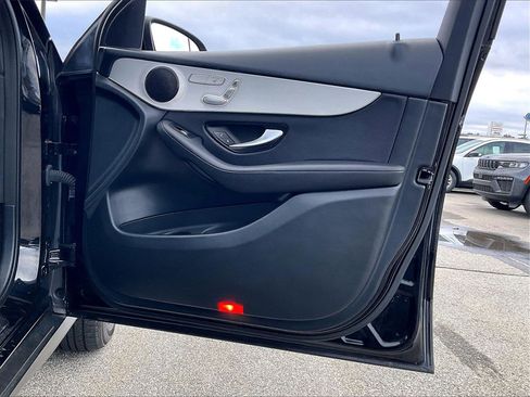 Used 2019 Mercedes-Benz GLC 300 GLC 300 image 11