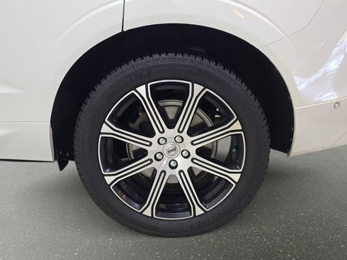 Used 2018 Volvo XC60 T6 Inscription w/ Convenience Package image 33