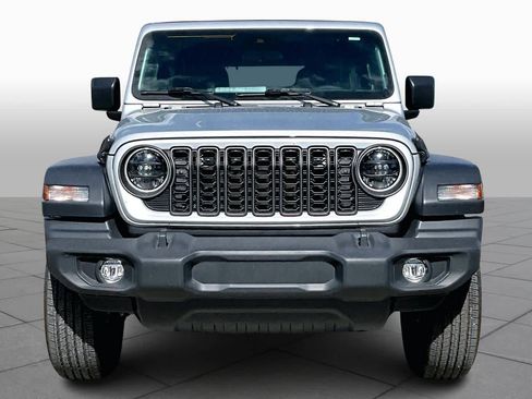 Used 2024 Jeep Wrangler Sport S image 4