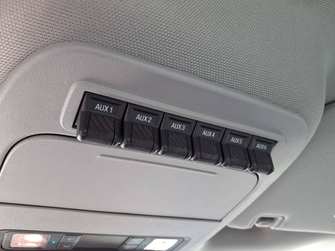 Used 2025 Ford F250 XL w/ XL Chrome Package AWD/4WD image 14