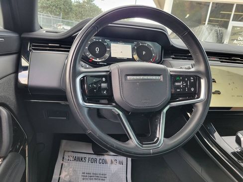 Used 2025 Land Rover Range Rover Sport SE AWD/4WD image 26