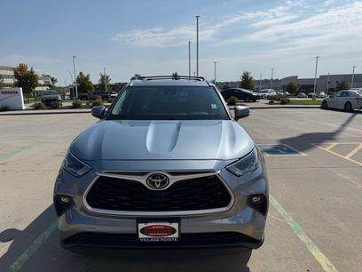 Certified 2021 Toyota Highlander XLE
