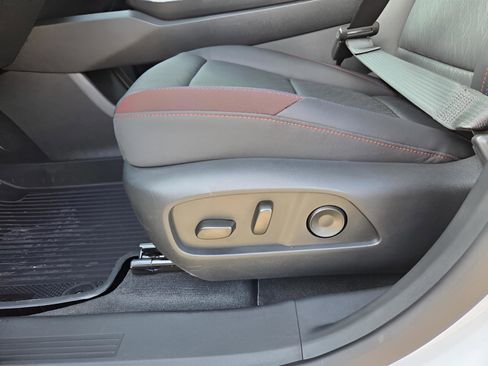 New 2026 Chevrolet Equinox RS w/ Convenience Package III image 23