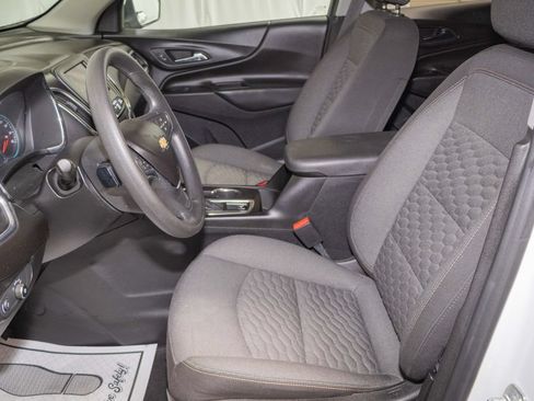 Used 2020 Chevrolet Equinox LT AWD/4WD image 11