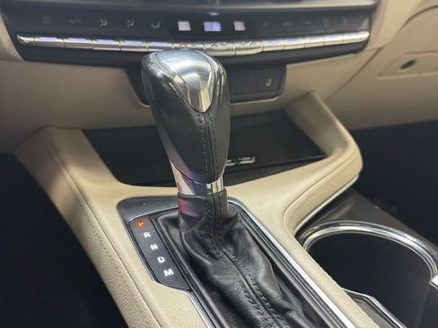 Used 2021 Cadillac CT4 Luxury w/ Sun And Sound Package image 28