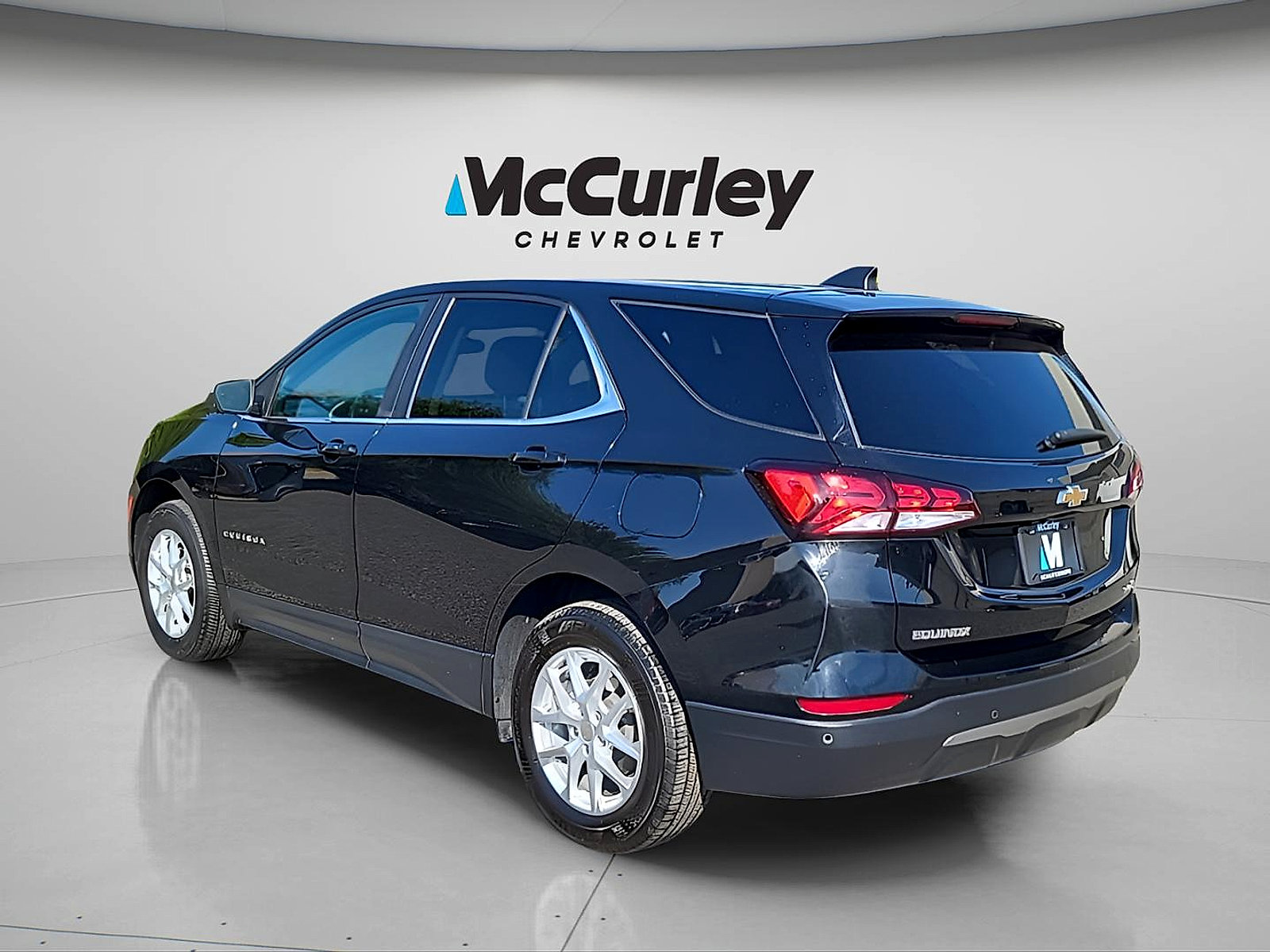 Used 2024 Chevrolet Equinox LT AWD/4WD image 5