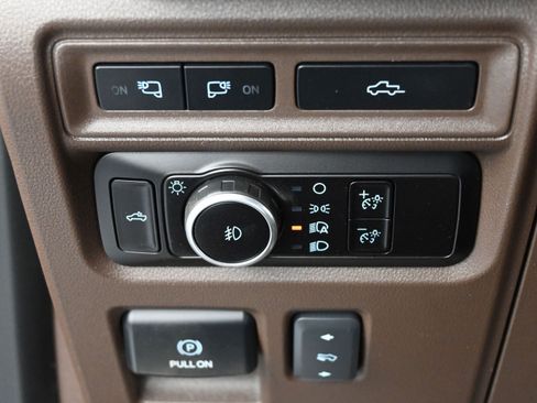Used 2023 Ford F150 King Ranch w/ Equipment Group 601A High AWD/4WD image 21