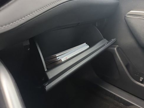 Used 2024 Toyota Highlander XLE image 37