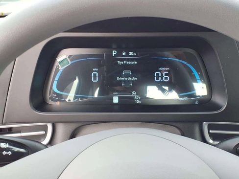 New 2026 Hyundai Elantra SE FWD image 13