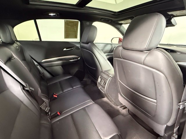 Used 2020 Cadillac XT4 Premium Luxury AWD/4WD image 29
