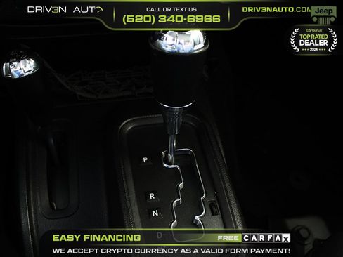 Used 2014 Jeep Wrangler Unlimited Rubicon w/ Connectivity Group AWD/4WD image 15