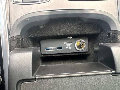 Used 2020 Land Rover Range Rover Sport SE image 29