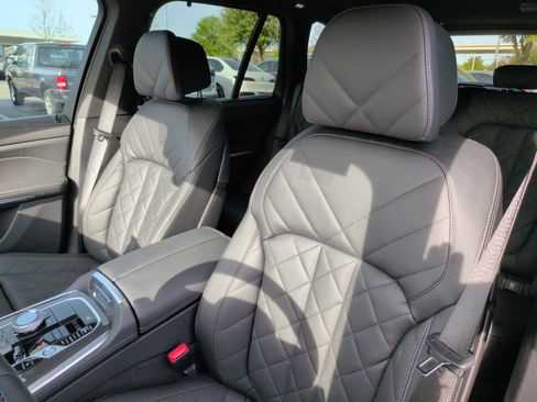 Certified 2025 BMW X5 M60i image 25