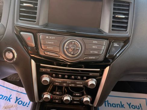 Used 2017 Nissan Pathfinder S FWD image 13