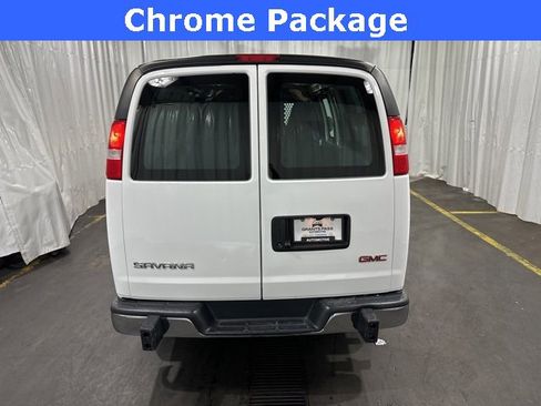 Used 2023 GMC Savana 2500 w/ Driver Convenience Package image 4