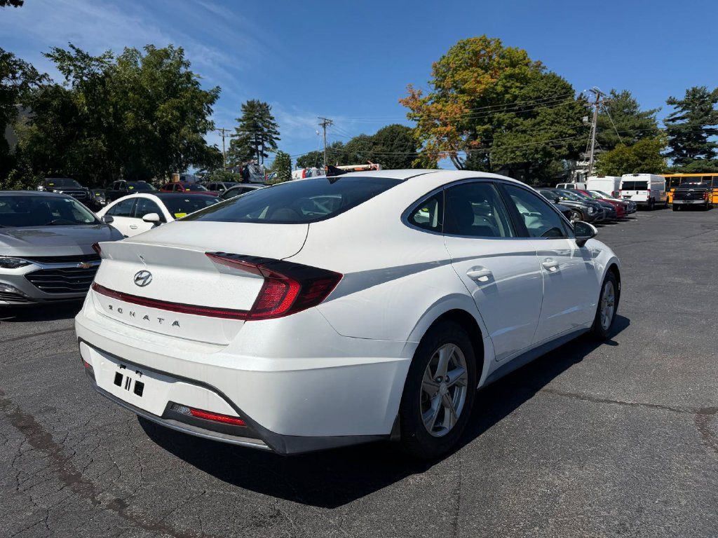 Used 2022 Hyundai Sonata SE FWD image 5