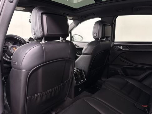 Certified 2023 Porsche Macan GTS AWD/4WD image 26