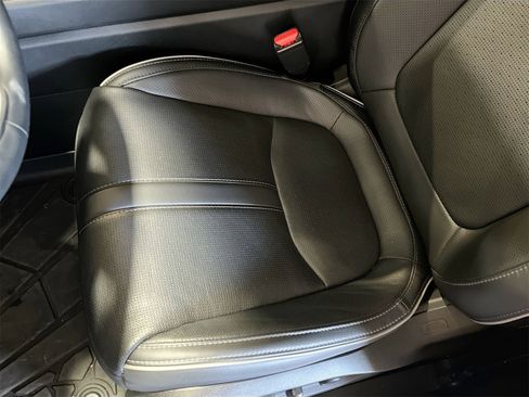 Used 2025 Honda Pilot Elite image 20