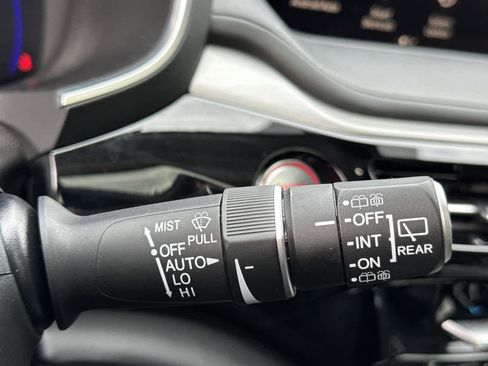 Certified 2023 Acura MDX SH-AWD w/ Technology Package image 23