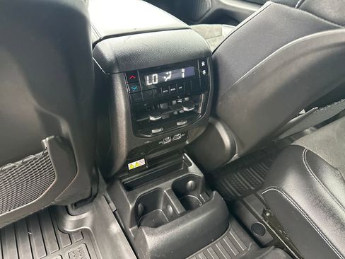Used 2023 Jeep Grand Cherokee L Laredo RWD image 29