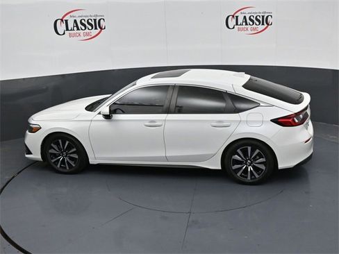 Used 2024 Honda Civic EX-L image 17