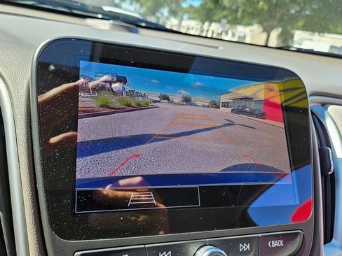 Used 2023 Chevrolet Malibu LT image 28