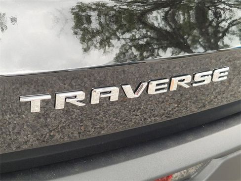 New 2025 Chevrolet Traverse LT w/ Driver Confidence Package image 15