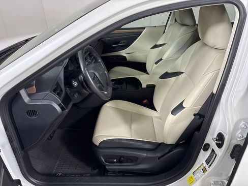 Used 2023 Lexus ES 350 w/ Premium Package FWD image 15