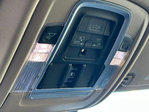 Certified 2021 RAM 1500 Laramie image 29