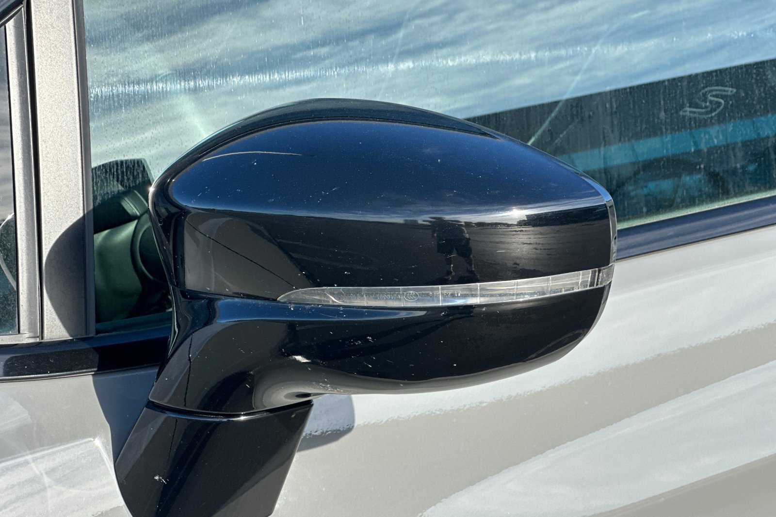 Used 2025 Chrysler Pacifica Limited FWD image 51