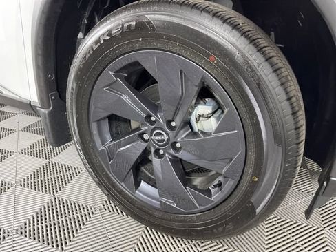 New 2026 Nissan Rogue SV FWD image 15